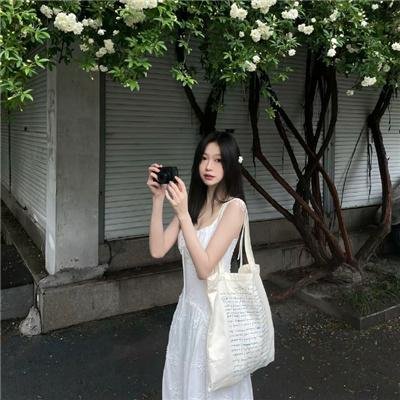 卫城记